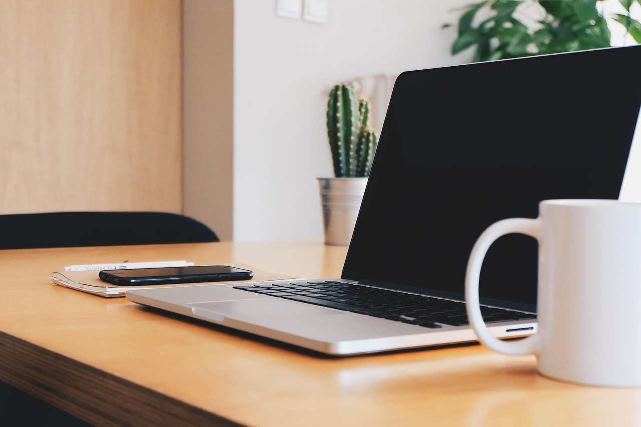office, desk, coffee cup, business, working, mobile, phone, macbook, computer, laptop, technology, coffee, cup, mug, notepad